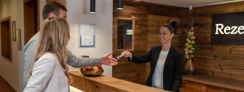 Hotel-Gasthof Weisses Ross Schwaig bei Nürnberg Kültér fotó