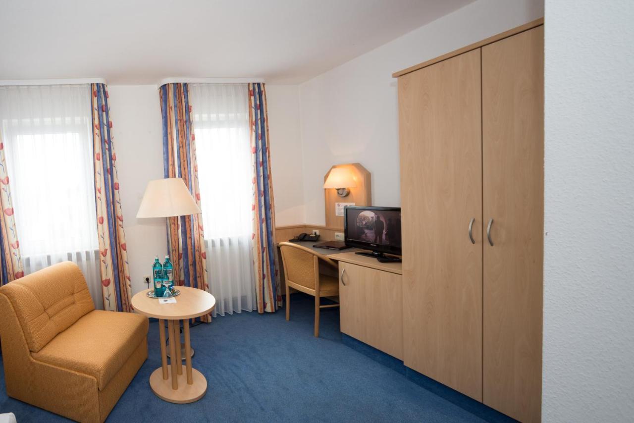 Hotel-Gasthof Weisses Ross Schwaig bei Nürnberg Szoba fotó